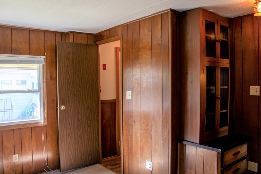28 Lamplighter Lane Springfield, MA 01119 - Photo 21 of 27 Gallery Image 21