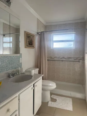 $2,000 | 5775 Fernley Drive West, Unit 131, West Palm Beach, FL 33415