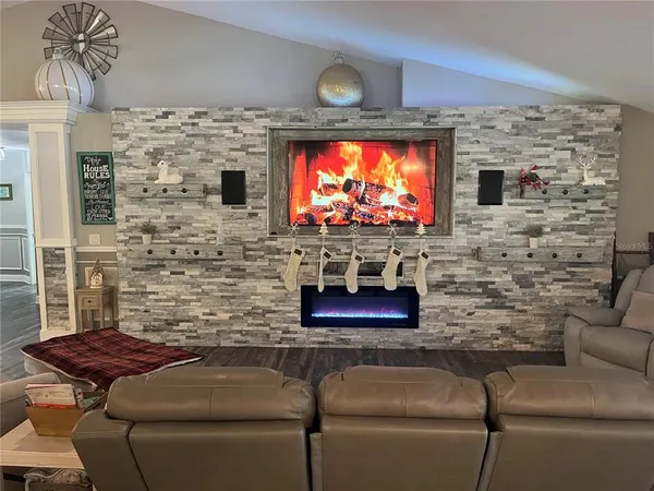 $679,000 | 18209 Meadowlark Circle, Weeki Wachee, FL 34614