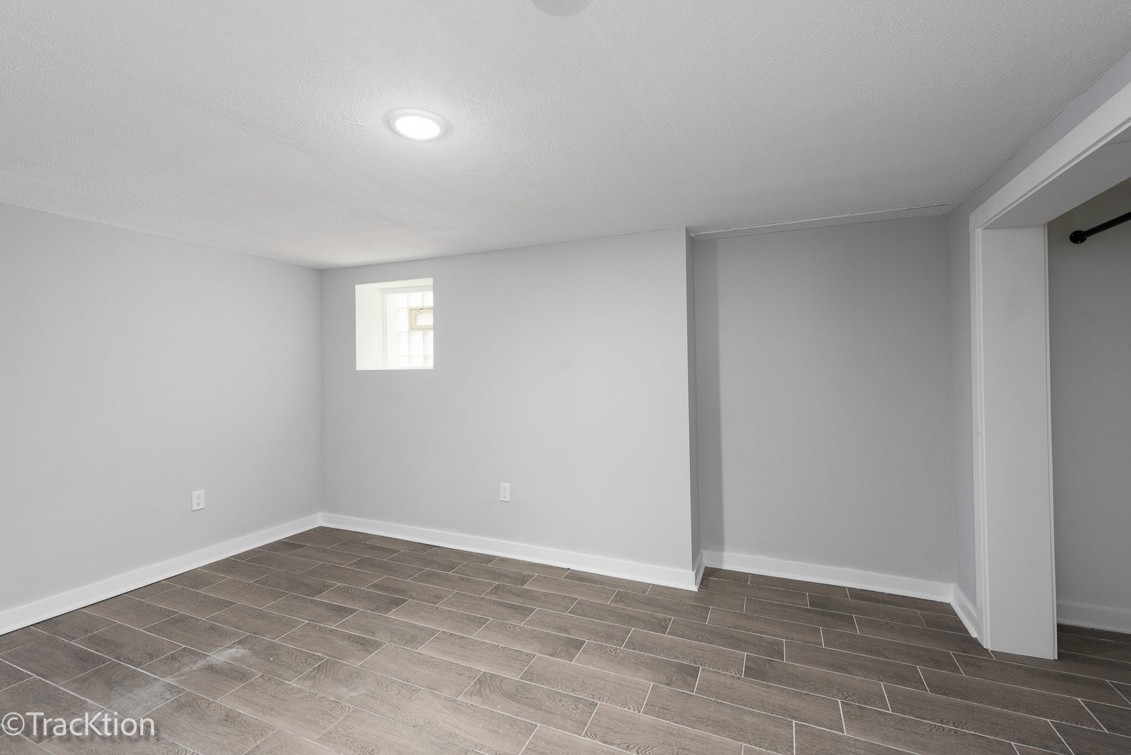 9408 South Rhodes Avenue Chicago, IL 60619 - Photo 22 of 23 Gallery Image 22