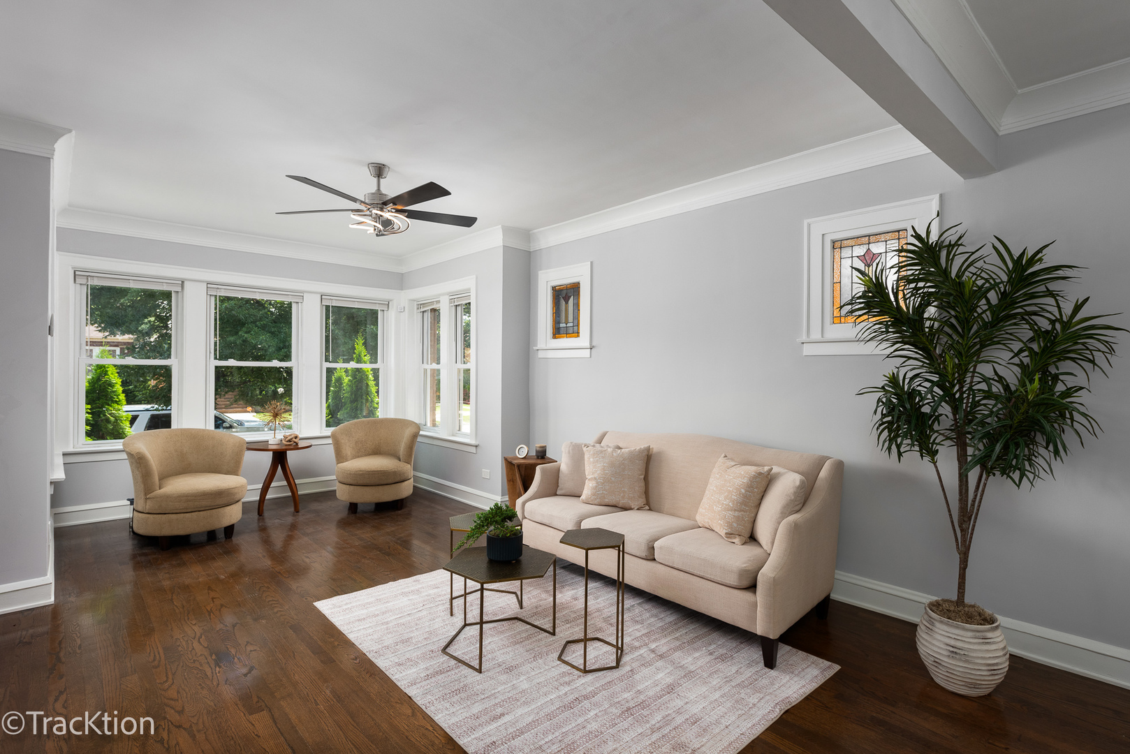 9408 South Rhodes Avenue Chicago, IL 60619 - Photo 3 of 23 Gallery Image 3