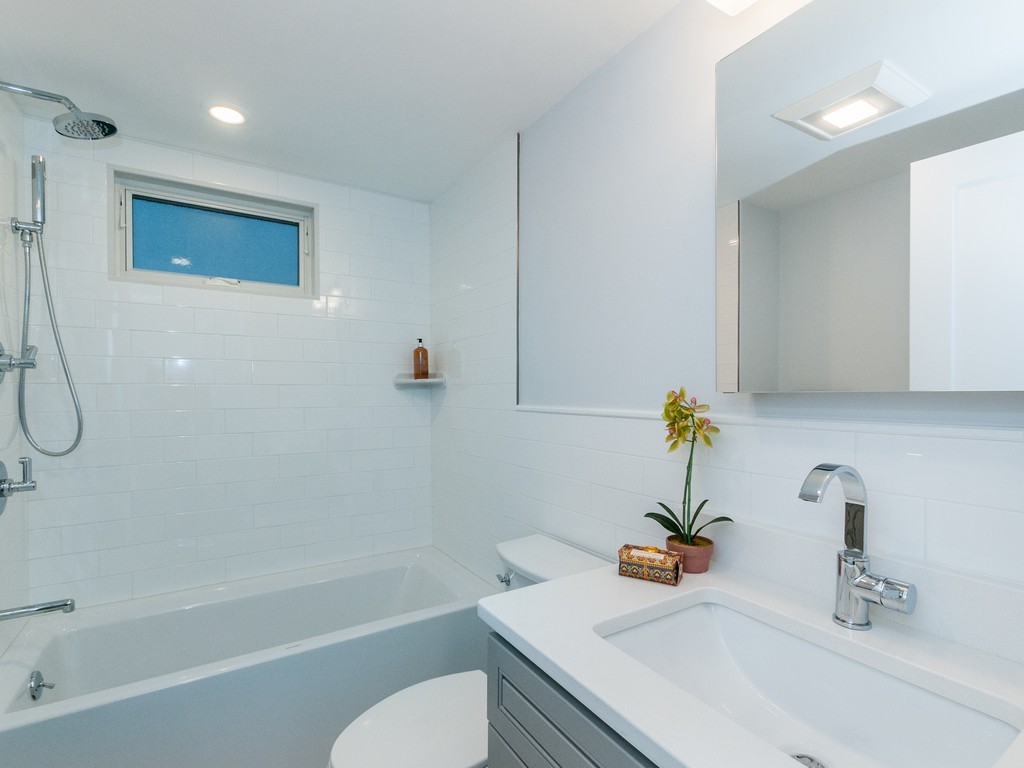 59 Bradford Road, Unit 1 Watertown, MA 02472 - Photo 13 of 20 Gallery Image 13