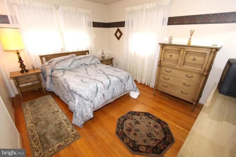 8104 Adair Lane Springfield, VA 22151 - Photo 18 of 30 Bedroom #2