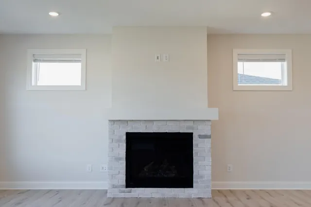 $4,300 | 10226 Arrowwood Path, Woodbury, MN 55129