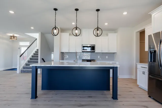 $4,300 | 10226 Arrowwood Path, Woodbury, MN 55129