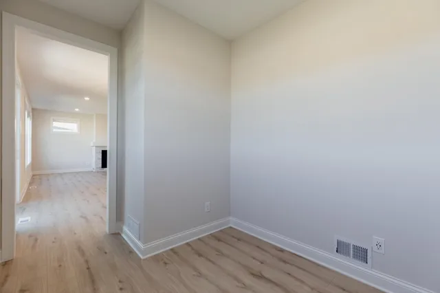 $4,300 | 10226 Arrowwood Path, Woodbury, MN 55129