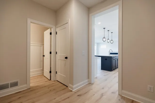 $4,300 | 10226 Arrowwood Path, Woodbury, MN 55129