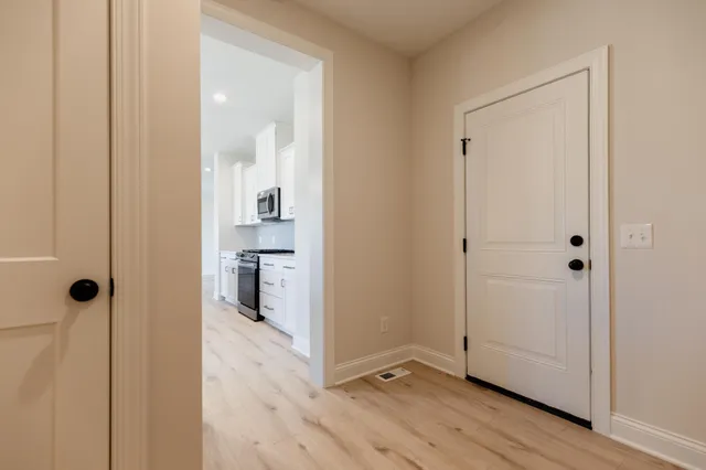 $4,300 | 10226 Arrowwood Path, Woodbury, MN 55129