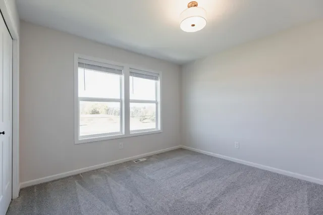 $4,300 | 10226 Arrowwood Path, Woodbury, MN 55129