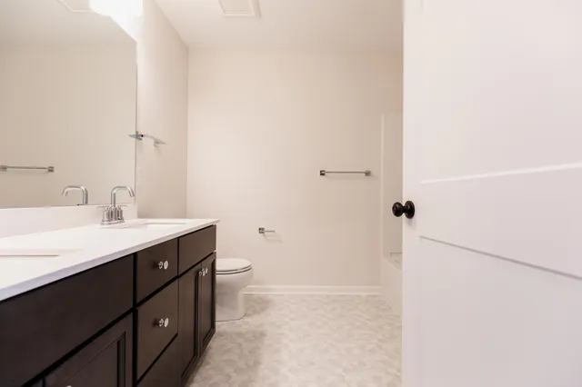 $4,300 | 10226 Arrowwood Path, Woodbury, MN 55129