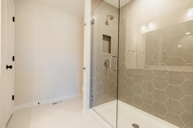 $4,300 | 10226 Arrowwood Path, Woodbury, MN 55129