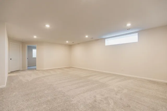 $4,300 | 10226 Arrowwood Path, Woodbury, MN 55129