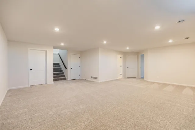 $4,300 | 10226 Arrowwood Path, Woodbury, MN 55129