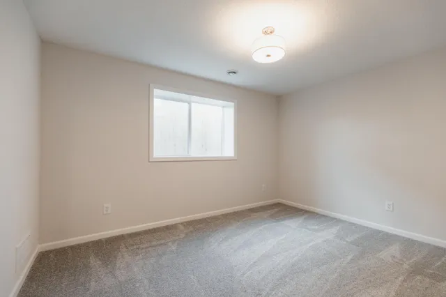 $4,300 | 10226 Arrowwood Path, Woodbury, MN 55129