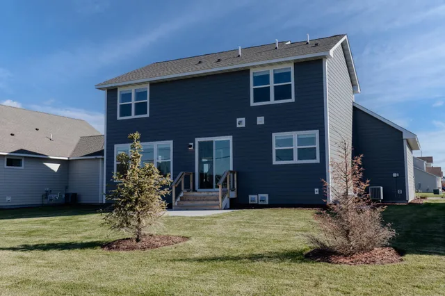 $4,300 | 10226 Arrowwood Path, Woodbury, MN 55129