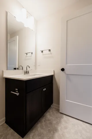 $4,300 | 10226 Arrowwood Path, Woodbury, MN 55129