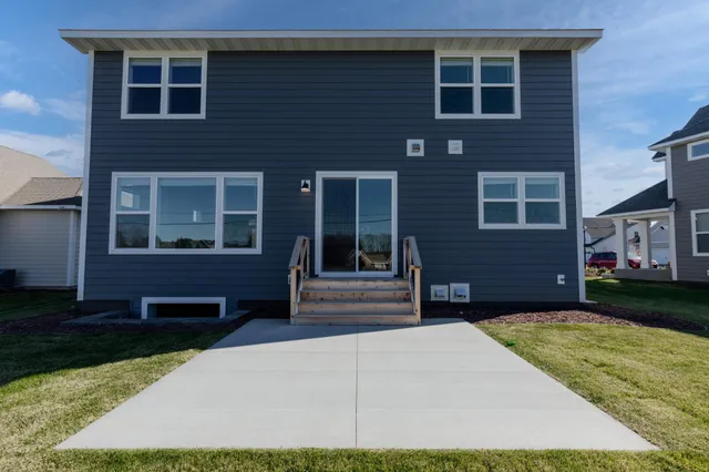 $4,300 | 10226 Arrowwood Path, Woodbury, MN 55129