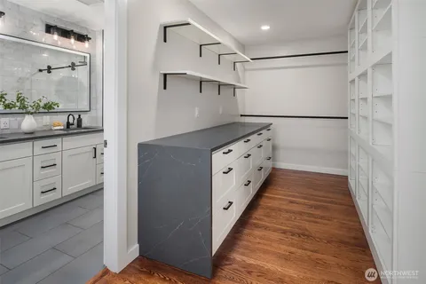 $2,495,000 | 6070 Seward Park Avenue South, Seattle, WA 98118