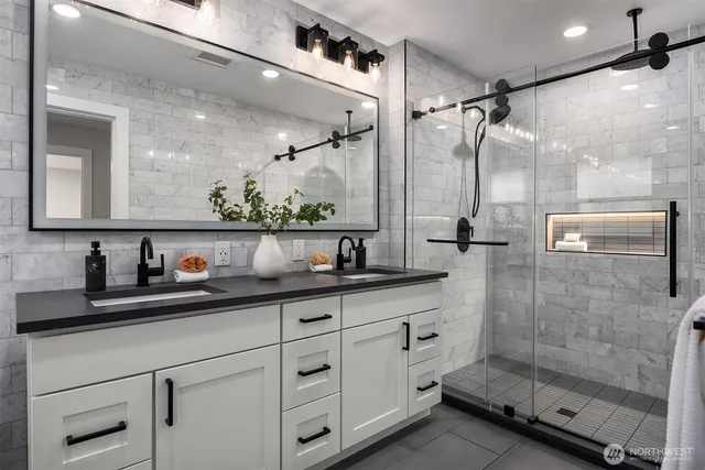 $2,495,000 | 6070 Seward Park Avenue South, Seattle, WA 98118