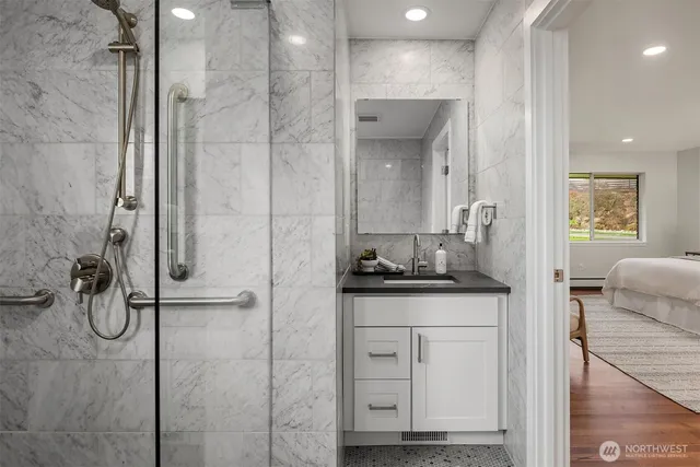 $2,495,000 | 6070 Seward Park Avenue South, Seattle, WA 98118