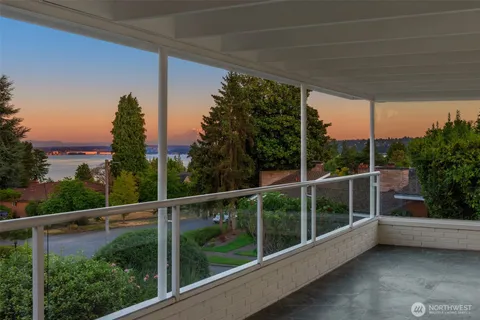 $2,495,000 | 6070 Seward Park Avenue South, Seattle, WA 98118