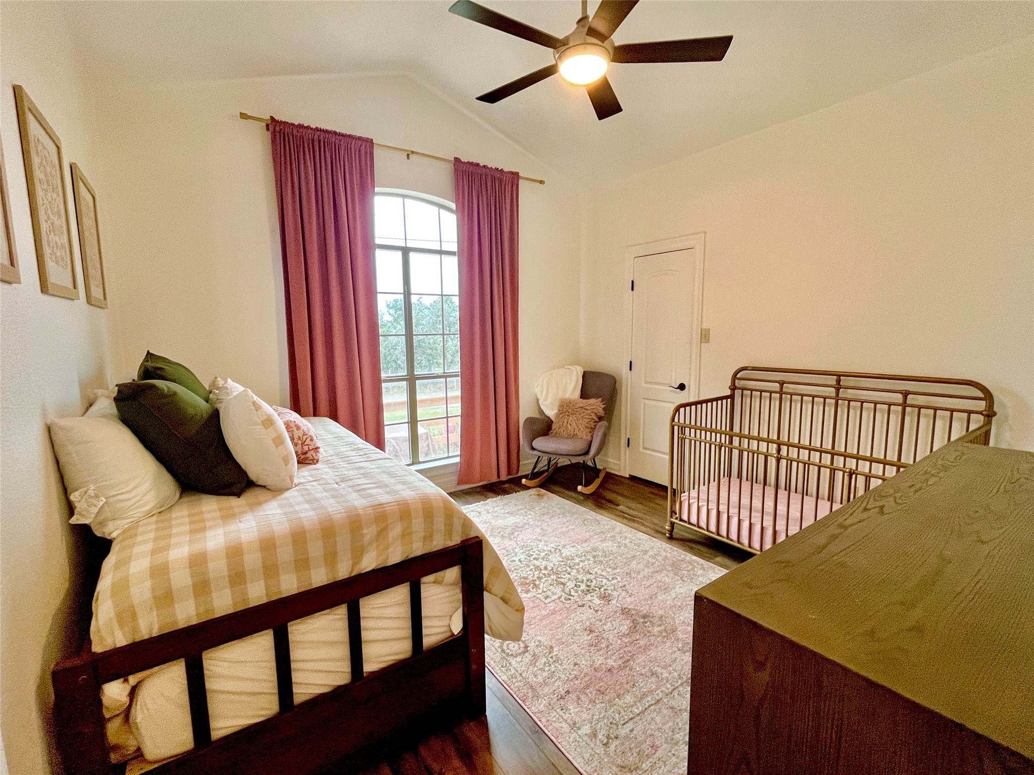 10039 Janet Loop Dripping Springs, TX 78620 - Photo 14 of 20