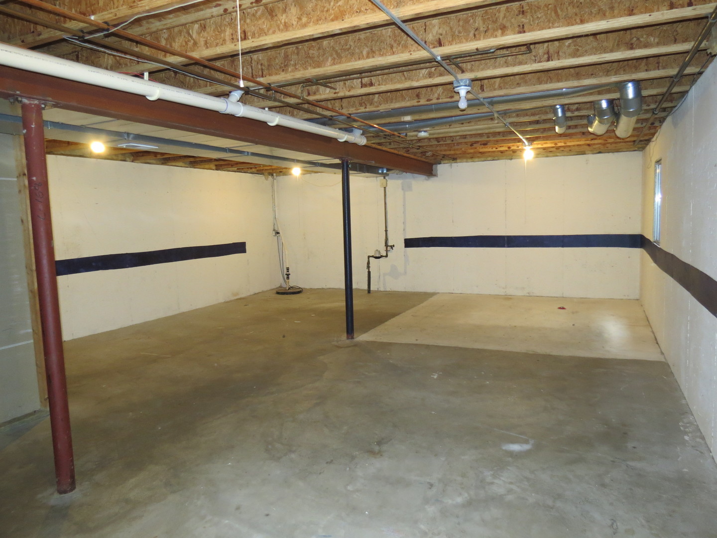 191 Mountain Laurel Court Romeoville, IL 60446 - Photo 26 of 29 a view of a room with wooden floor