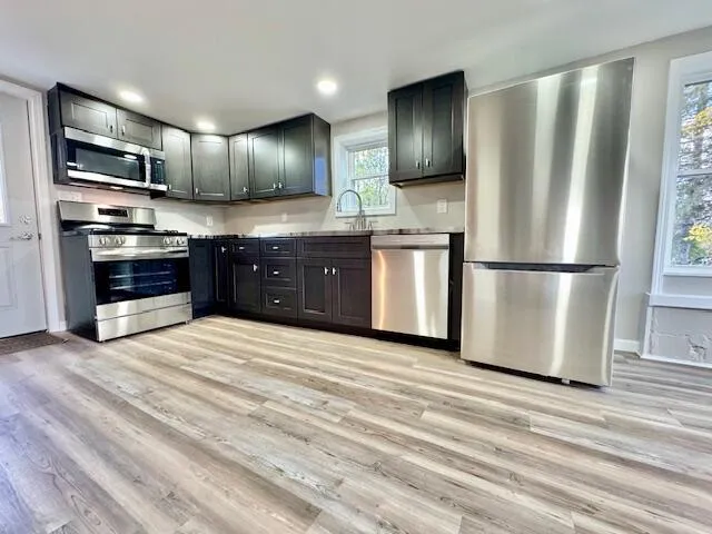 $179,500 | 21 Thornapple Lake Road, Nashville, MI 49073