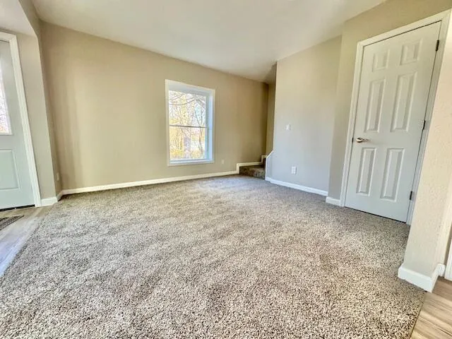 $179,500 | 21 Thornapple Lake Road, Nashville, MI 49073