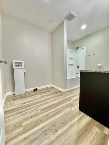 $179,500 | 21 Thornapple Lake Road, Nashville, MI 49073