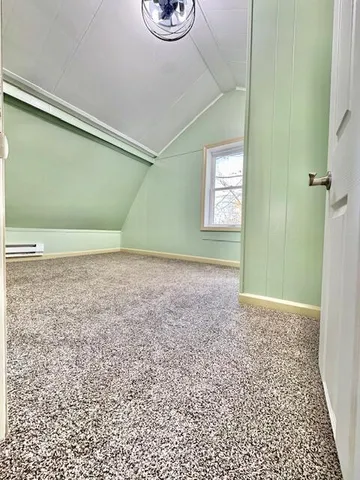 $179,500 | 21 Thornapple Lake Road, Nashville, MI 49073