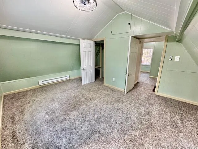 $179,500 | 21 Thornapple Lake Road, Nashville, MI 49073