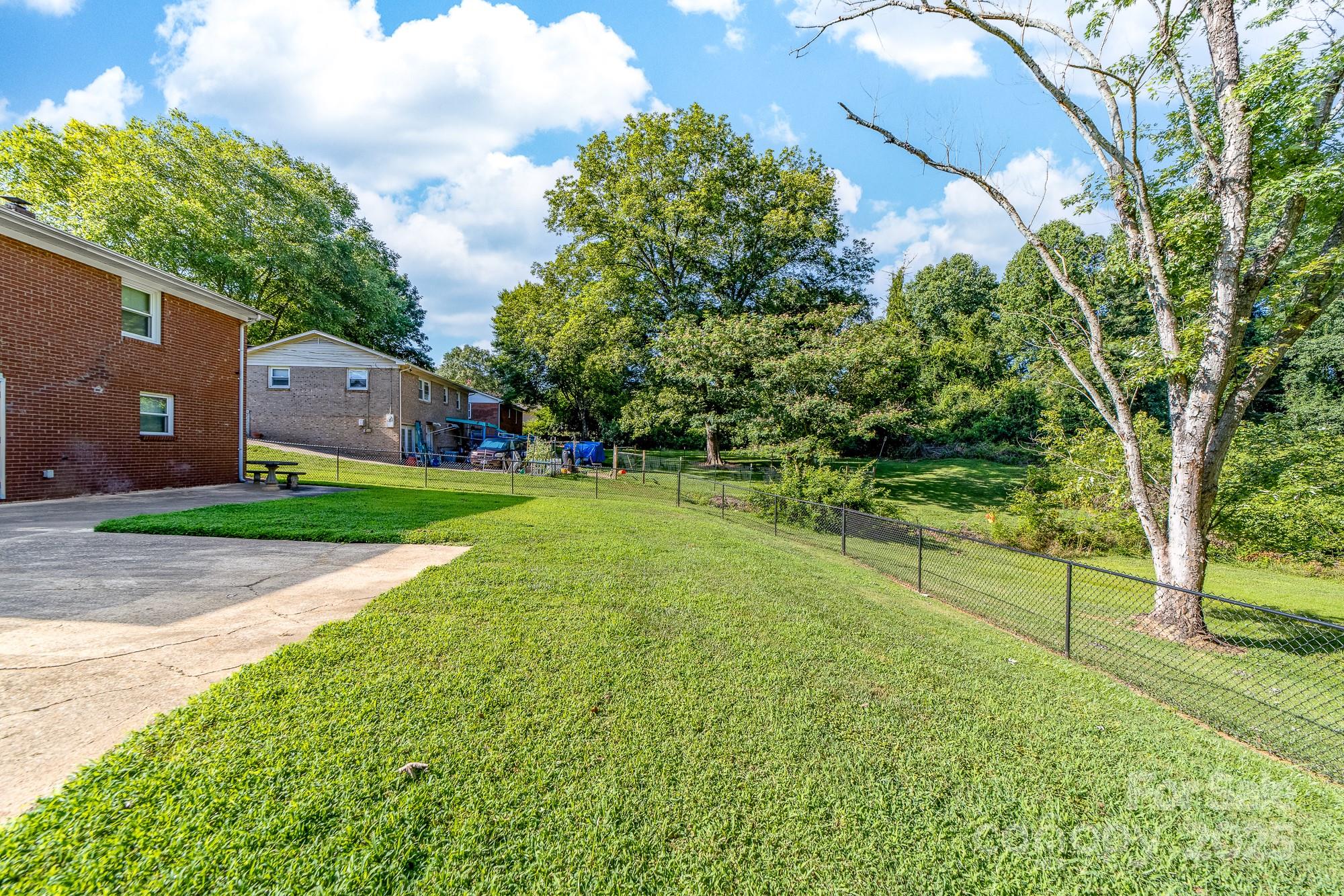 804 Tryon Street Shelby, NC 28150 - Photo 5 of 27 Gallery Image 5