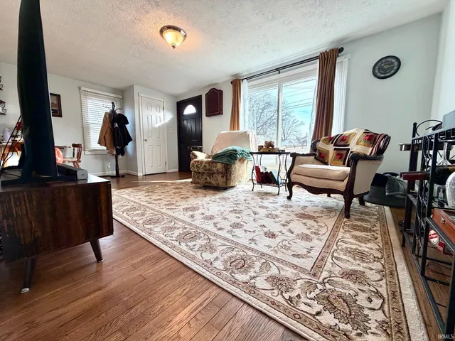 $159,900 | 201 S Street, Bedford, IN 47421