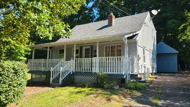 $329,900 | 15 Stock Place, Manchester, CT 06042