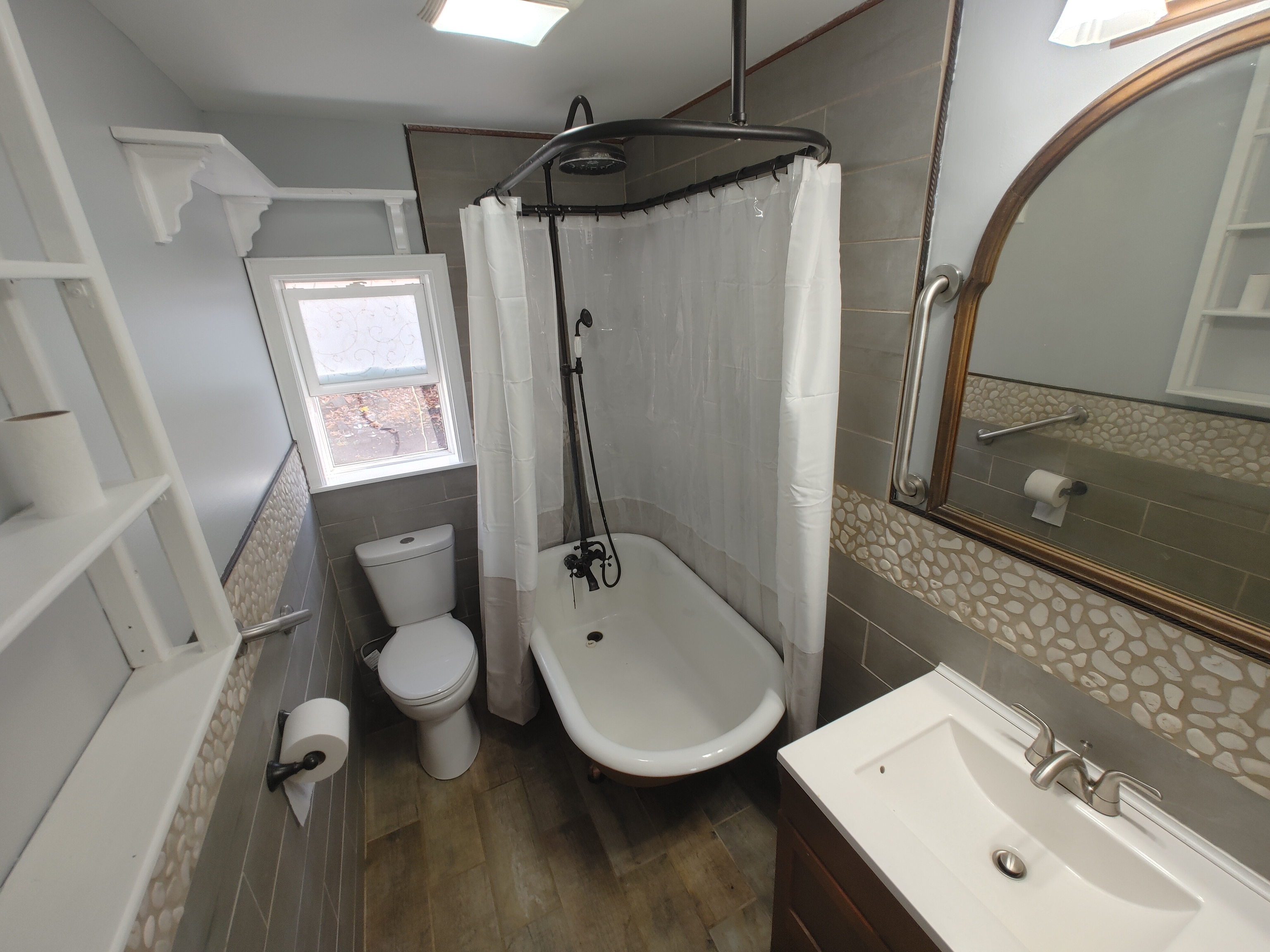 15 Stock Place Manchester, CT 06042 - Photo 9 of 18