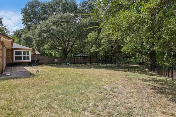 $395,000 | 2417 Meadow Court, Bedford, TX 76021