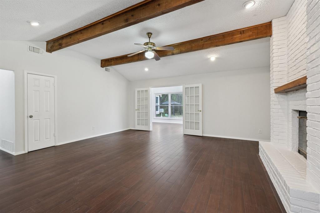 2417 Meadow Court Bedford, TX 76021 - Photo 9 of 28