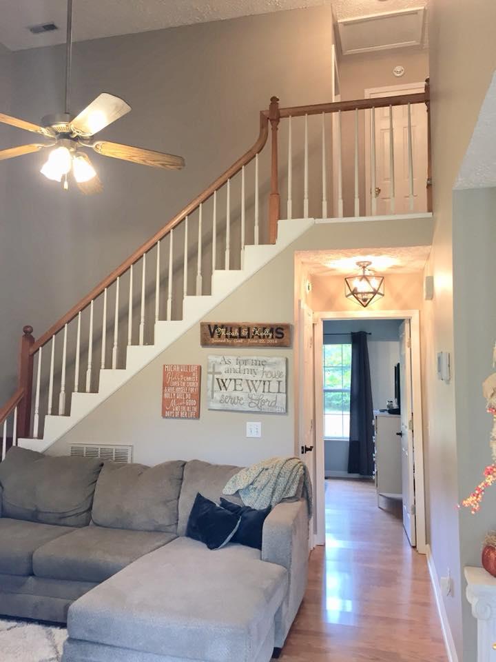 795 Old Seminary Road Manchester, TN 37355 - Photo 6 of 19 Staircase with balcony and landing