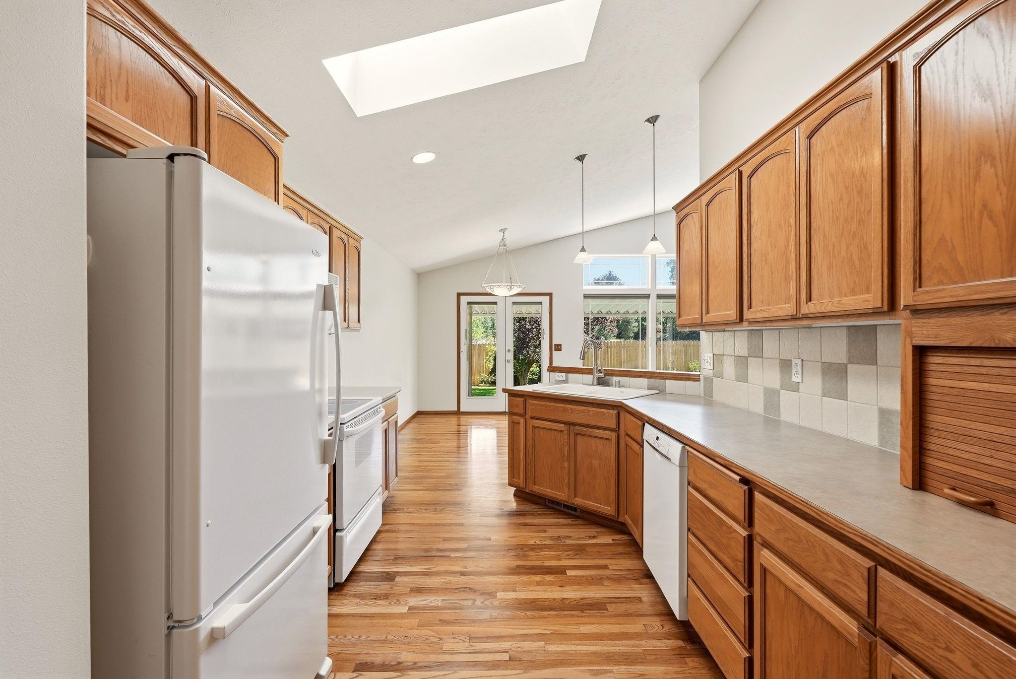 307 West Greta Lane Spokane, WA 99208 - Photo 10 of 37