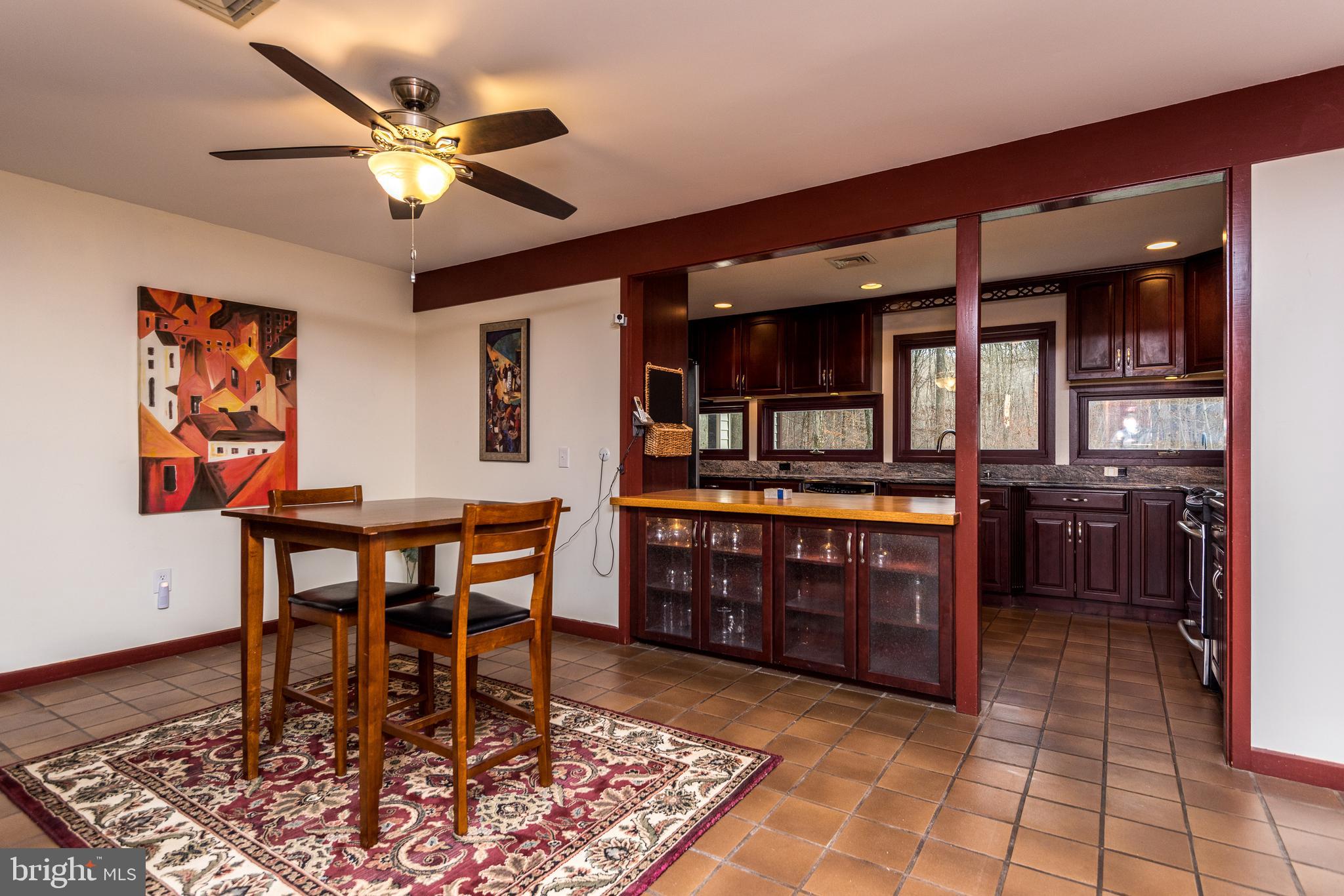 1392 Cobbler Road Quakertown, PA 18951 - Photo 16 of 65 Dining room