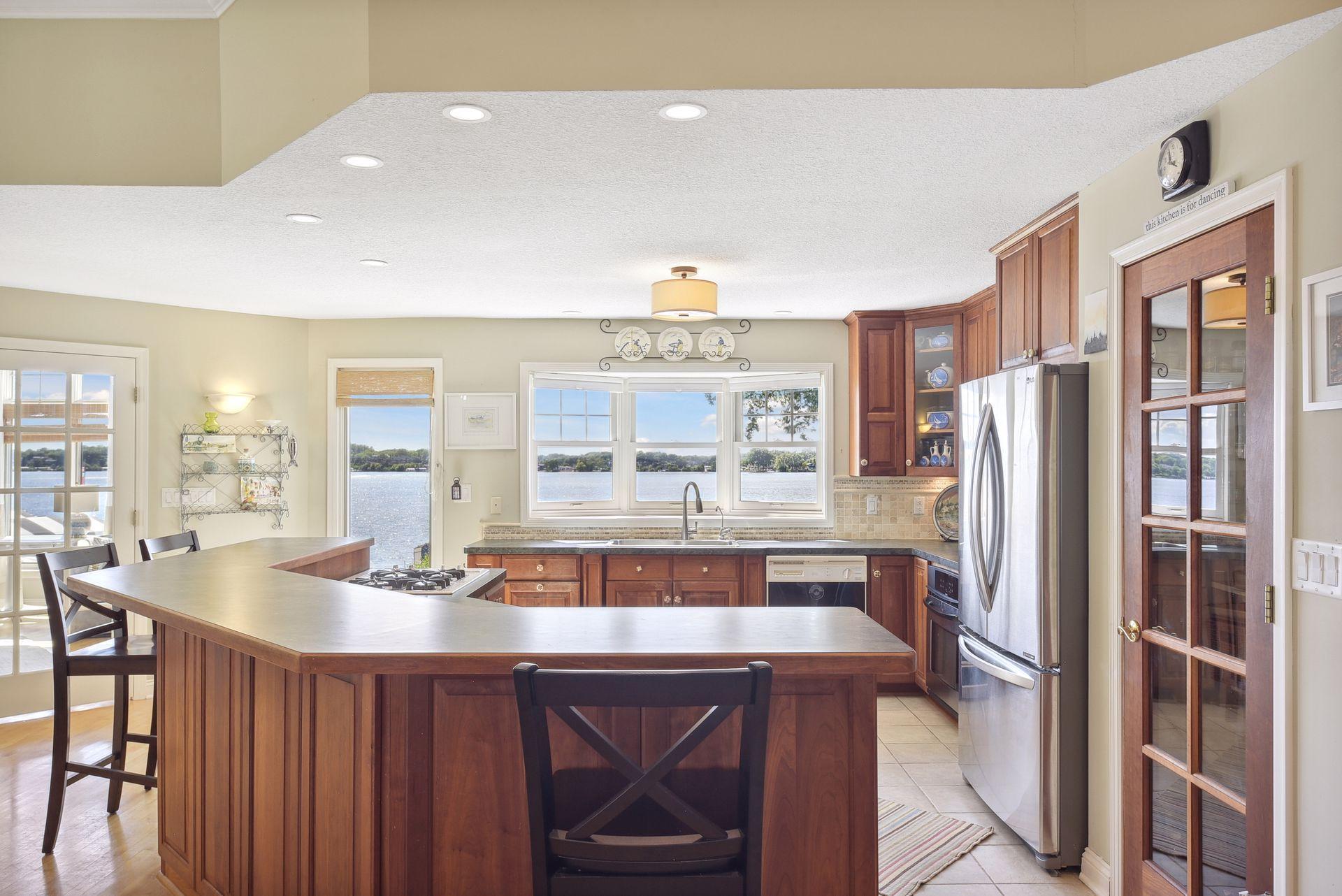 2617 Casco Point Road Orono, MN 55391 - Photo 12 of 56 Gallery Image 12