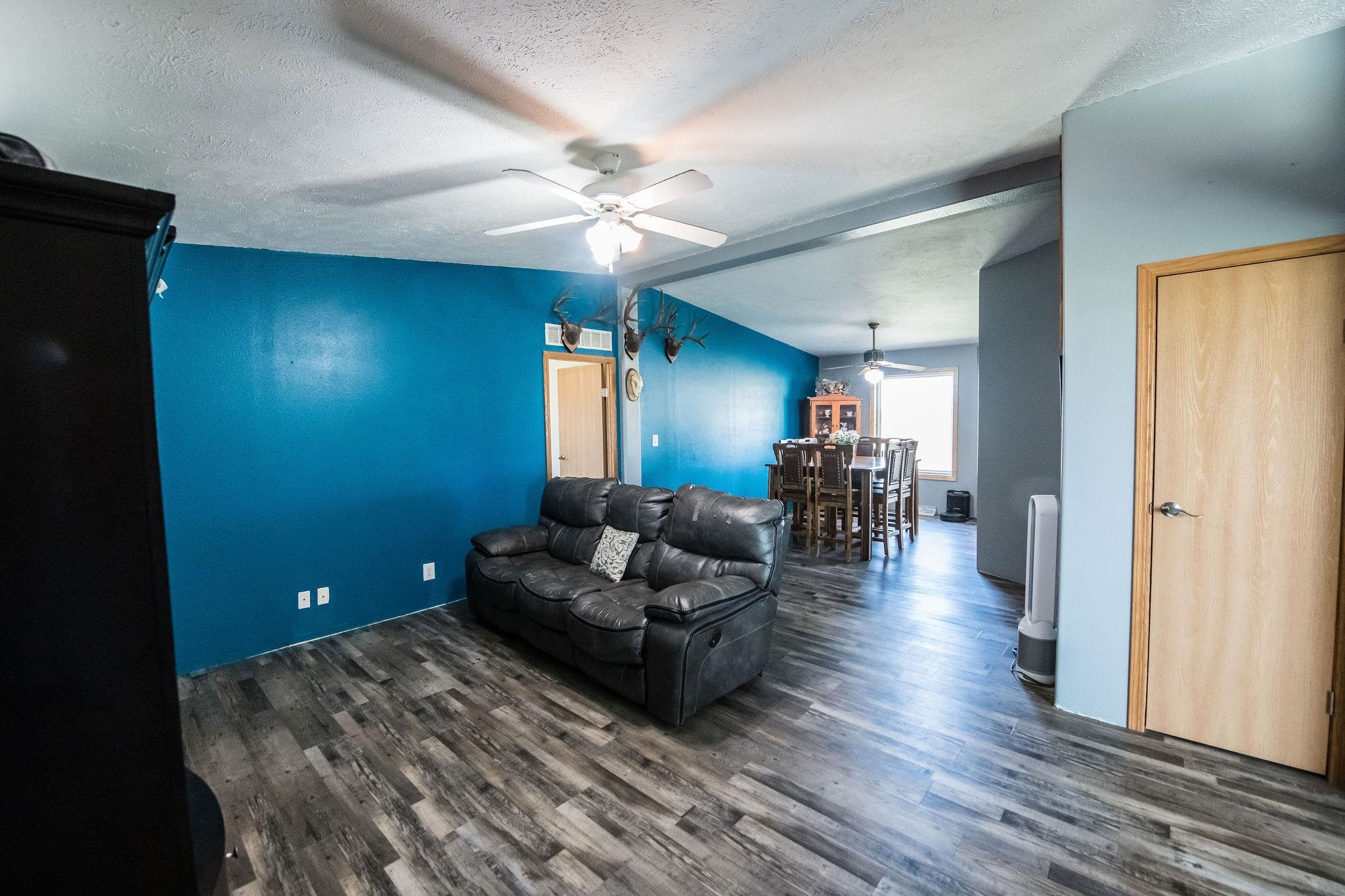 1129 Q Road Loma, CO 81524 - Photo 3 of 42