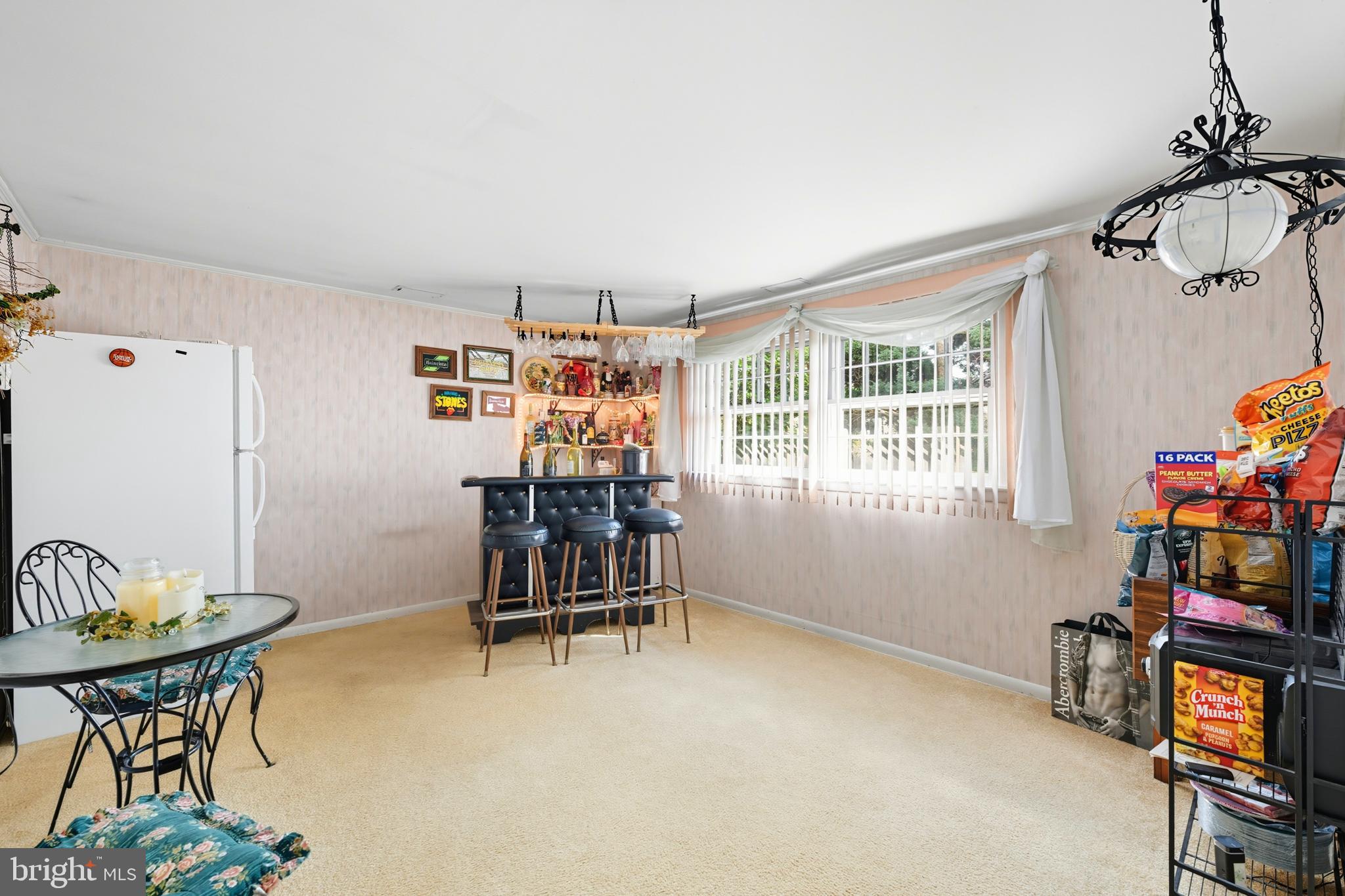 564 Byron Road Warminster, PA 18974 - Photo 28 of 49 a dining room with furniture and a window