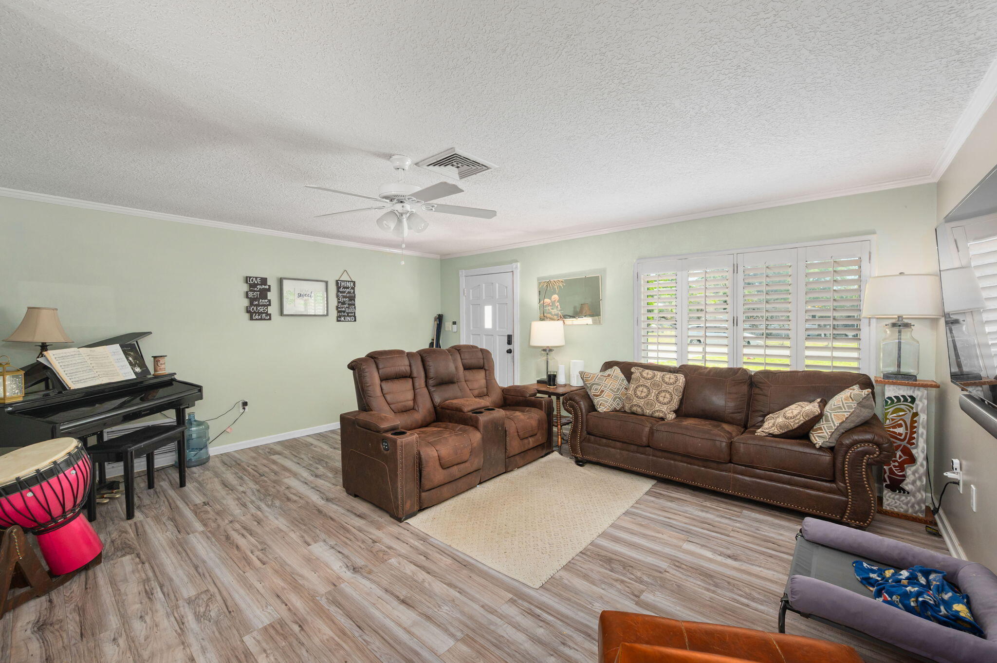7406 James Road Fort Pierce, FL 34951 - Photo 3 of 17 3-web-or-mls-7406 James Rd - 3