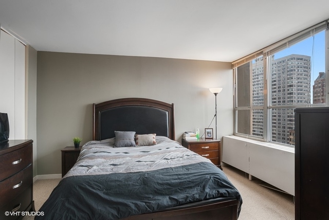 655 West Irving Park Road, Unit 1007 Chicago, IL 60613 - Photo 14 of 21