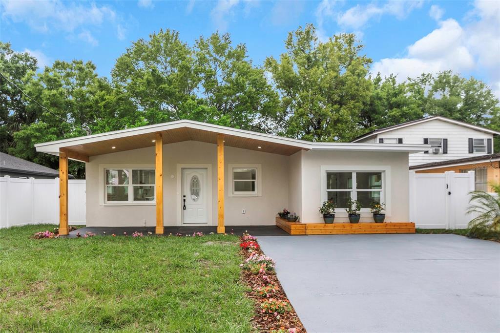 3909 West La Salle St  