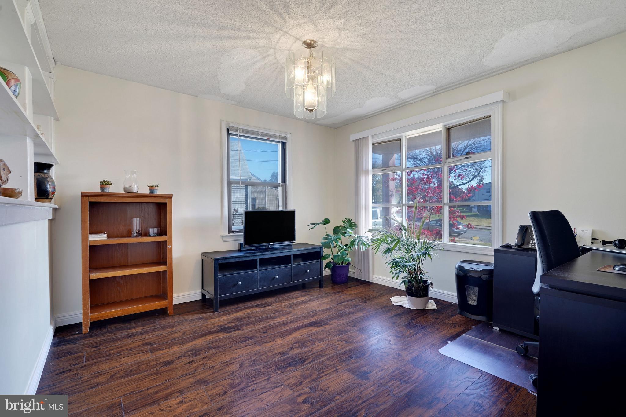 59 Axford Road Trenton, NJ 08610 - Photo 15 of 42 Dining / or Home Office