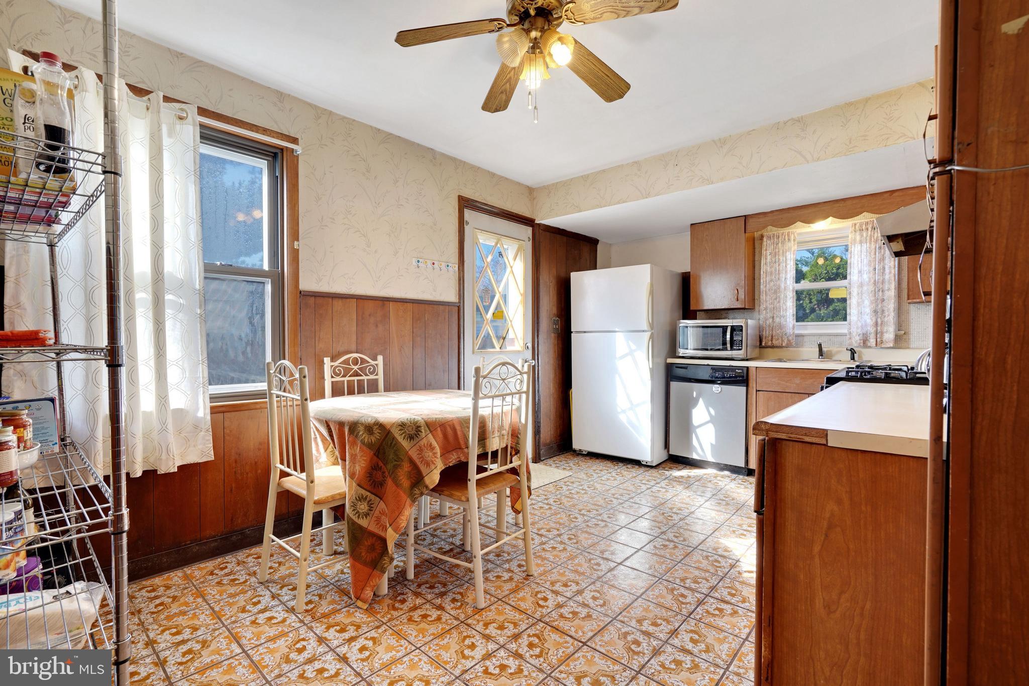59 Axford Road Trenton, NJ 08610 - Photo 9 of 42 Kitchen