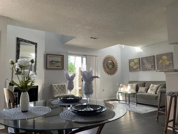 $84,800 | 3770 Loverswood Drive, Unit 1010, Houston, TX 77014